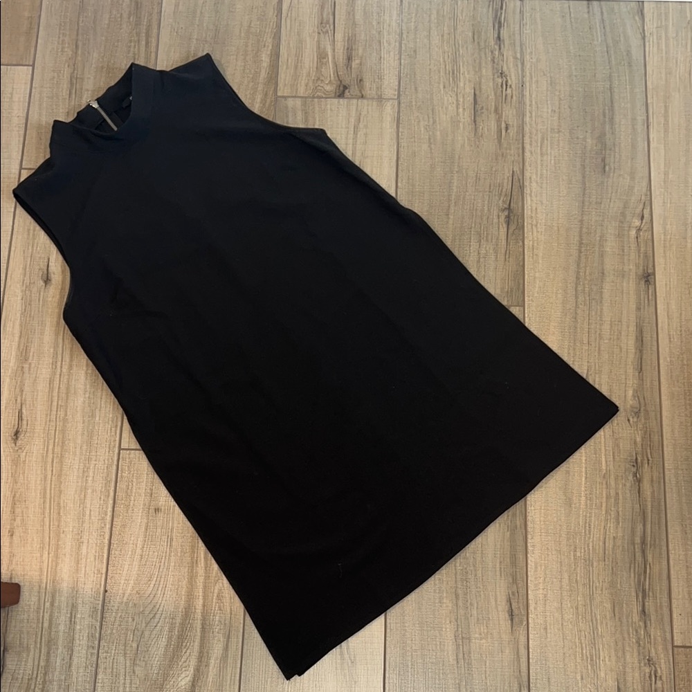 Black Sleeveless Tunic